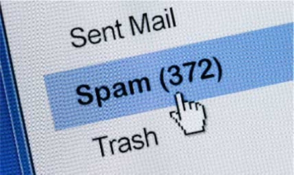 Πώς να αποτρέψετε τον αποκλεισμό μηνυμάτων με αποδέκτες σε χρήστες του Gmail ή την αποστολή τους στα ανεπιθύμητα
